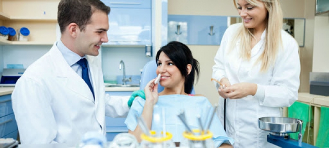 تفاوت متخصص ارتودنسی با دندانپزشک عمومی